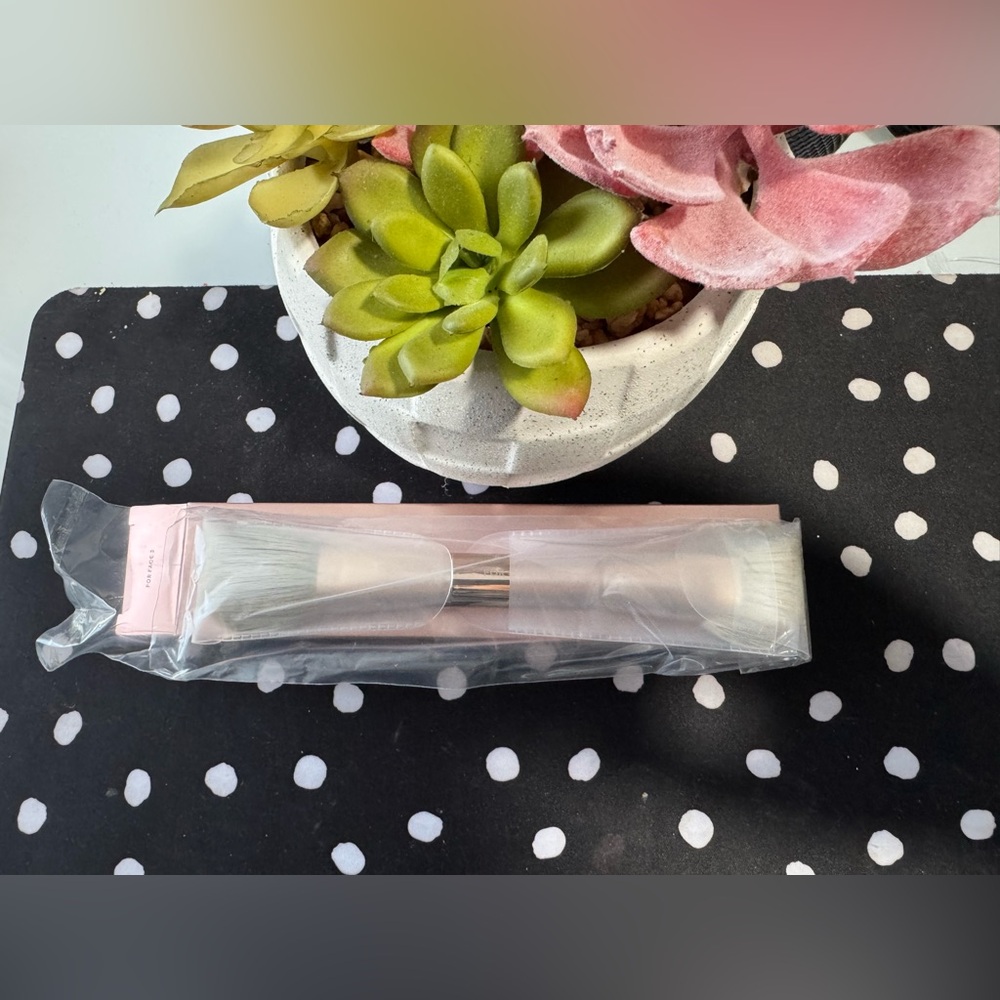 Patrick Ta Trio Blush Set & Brush - Picture 12 of 13